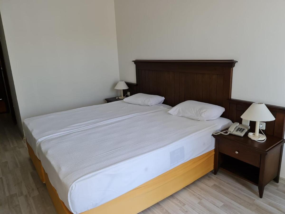 Side Palm D'Or Hotel מראה חיצוני תמונה