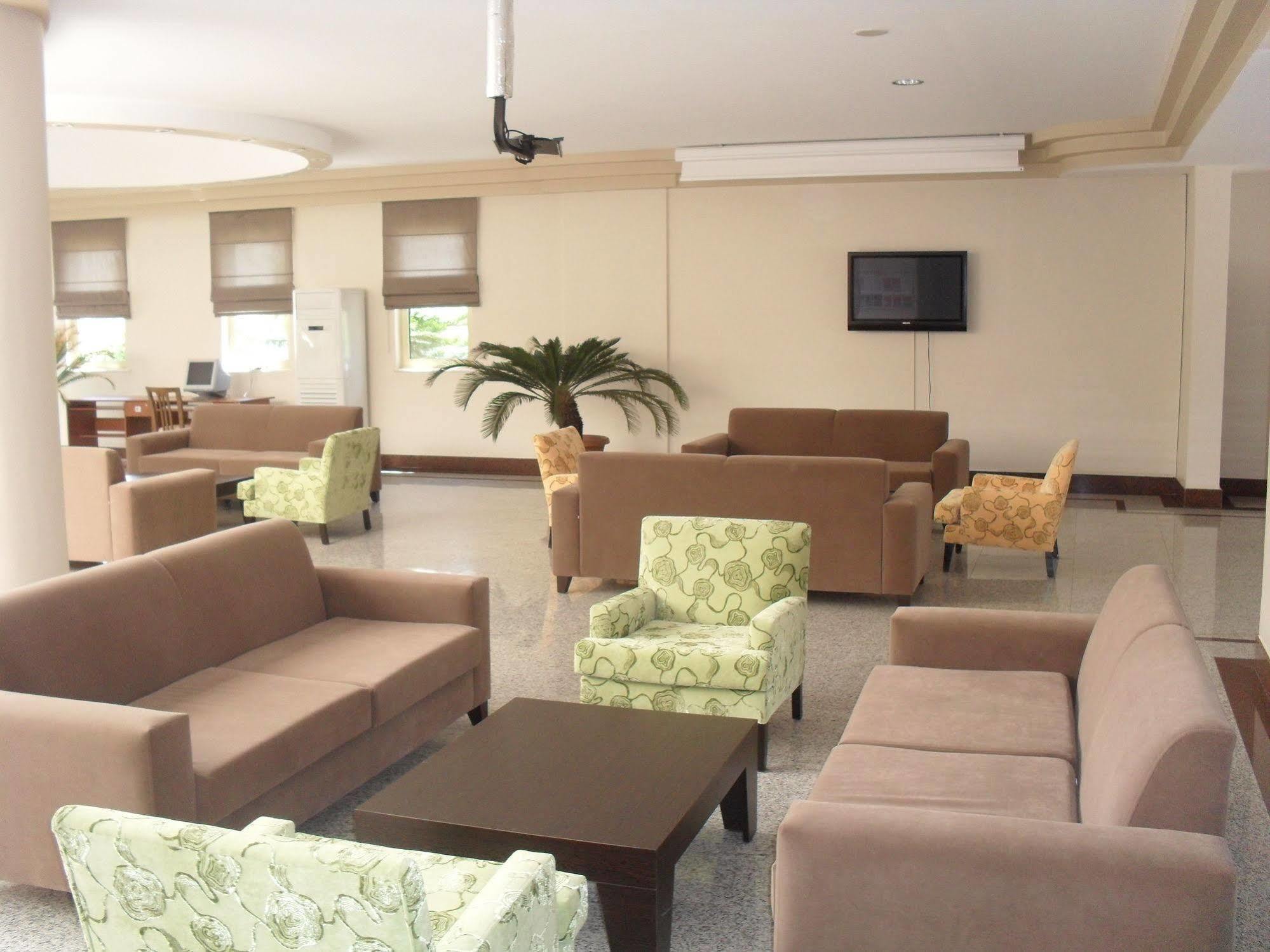 Side Palm D'Or Hotel מראה חיצוני תמונה