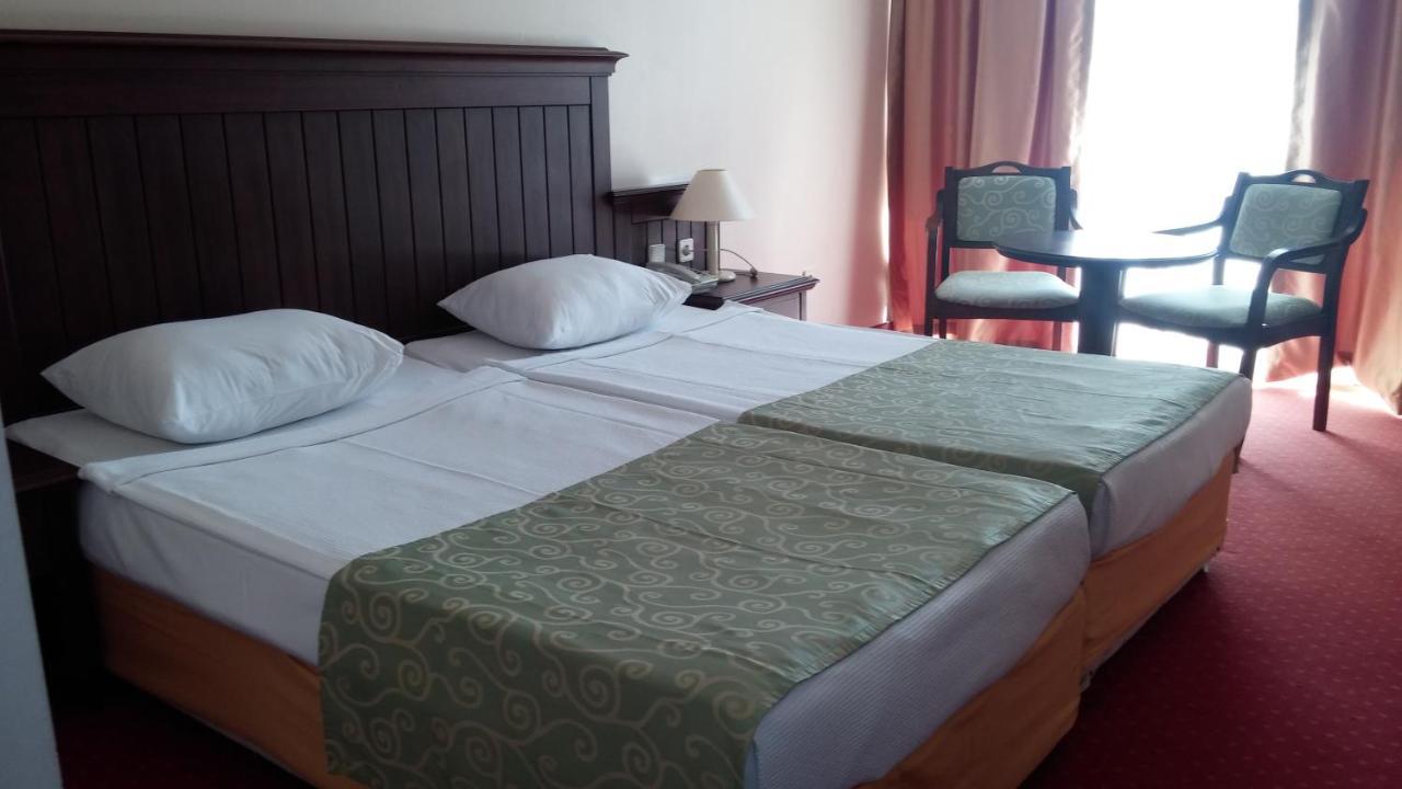 Side Palm D'Or Hotel מראה חיצוני תמונה