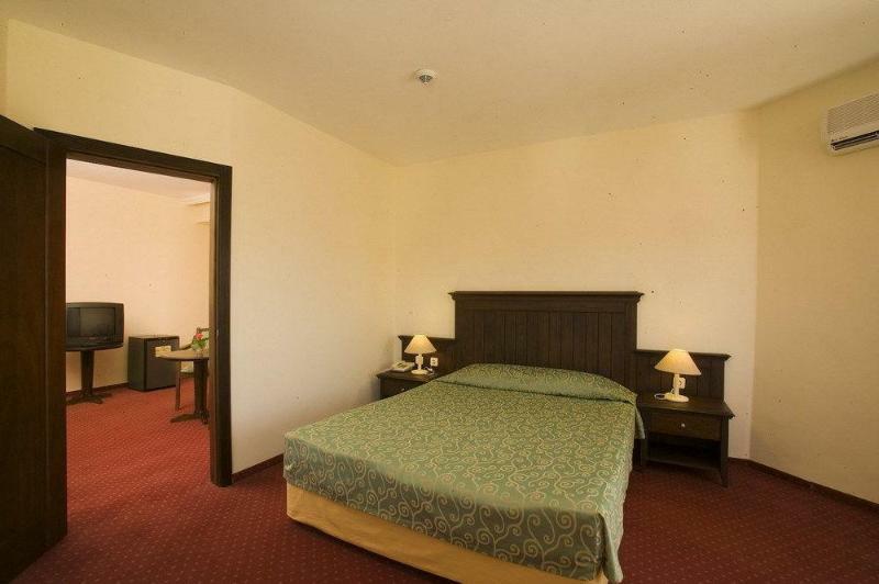 Side Palm D'Or Hotel מראה חיצוני תמונה